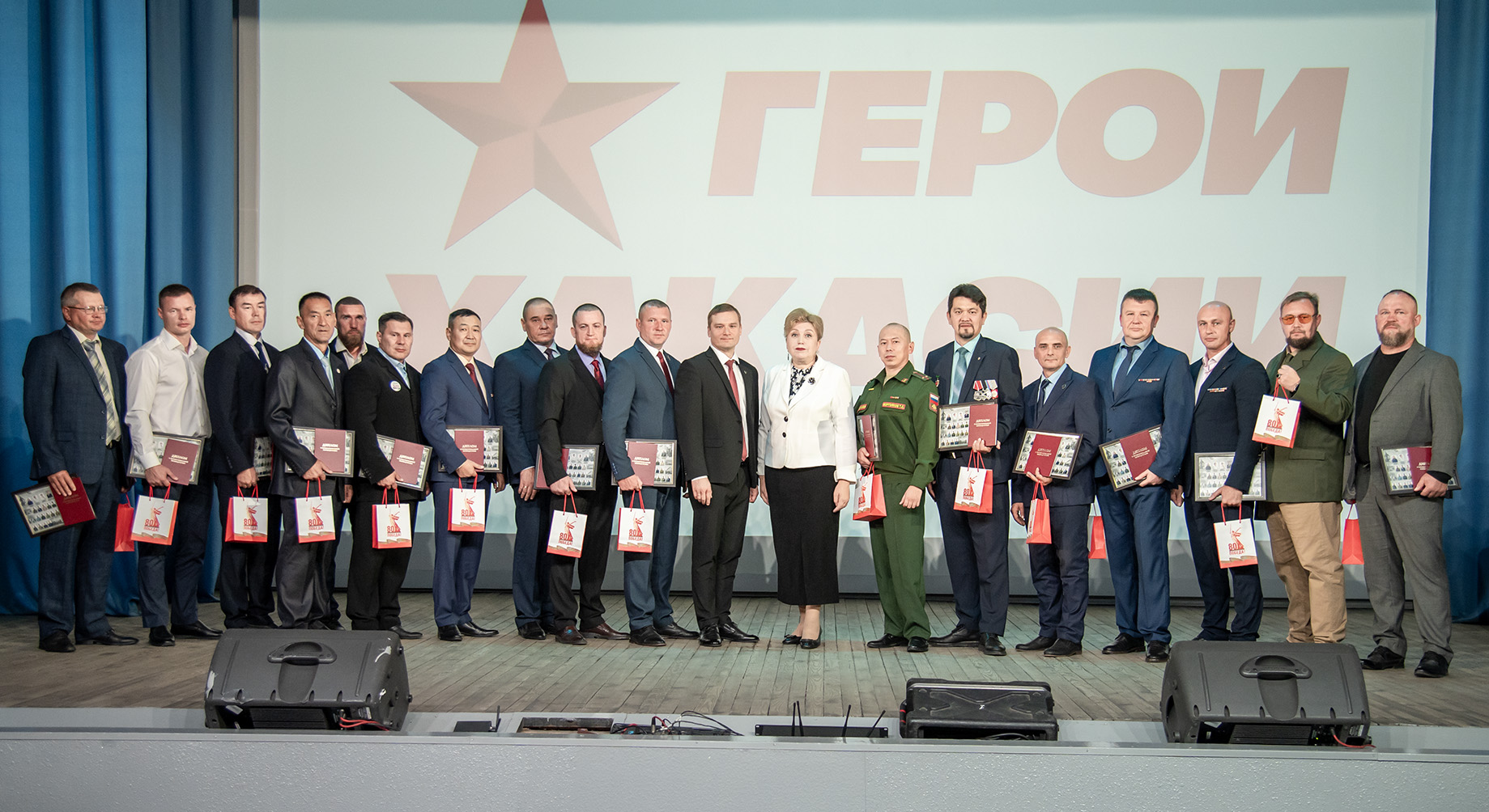 Регионның таңдағызын пӱдiрер устағҷылар тимнелген Регионның таңдағызын пӱдiрер устағҷылар тимнелген